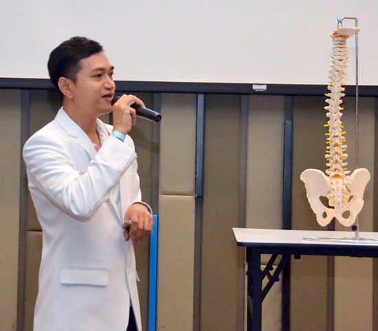 Physiotherapist Nat Bamrungchua explains to his PCEC audience what causes lower back pain, how it is diagnosed, and how physical therapy management including exercise can treat it.