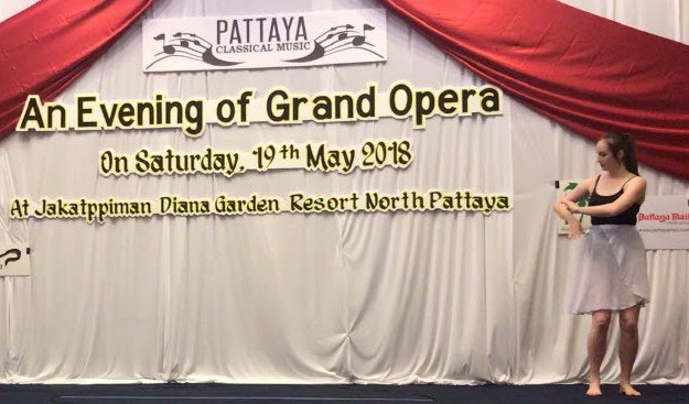 Jodie recently danced to “Down by the Salley Gardens” with the Grand Opera Thailand at Diana Garden Resort in North Pattaya.