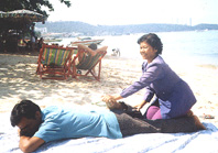 fcarry.jpg (26376 bytes)