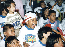 f92.jpg (41829 bytes)