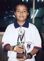 s1.jpg (20009 bytes)