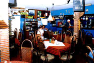 f6.jpg (23070 bytes)