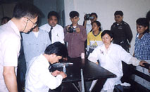 n32.jpg (19369 bytes)