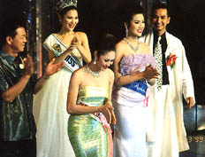 f14.jpg (22664 bytes)