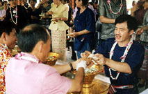 h2.jpg (22752 bytes)