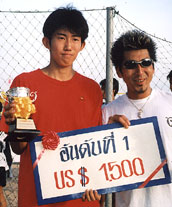 f32.jpg (26045 bytes)