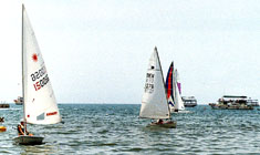 s1.jpg (16665 bytes)