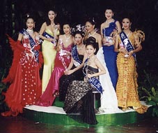 f22.jpg (24397 bytes)