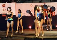 f42.jpg (16063 bytes)