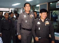 n11.jpg (16442 bytes)