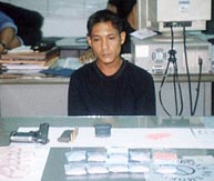 navy.jpg (17258 bytes)