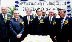 auto.jpg (19711 bytes)