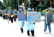 f13.jpg (24242 bytes)