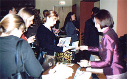 home.jpg (26444 bytes)