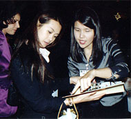 n12.jpg (21550 bytes)