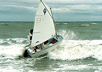 f64.jpg (30561 bytes)