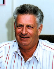 l2.jpg (20915 bytes)