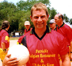 f42.jpg (27375 bytes)