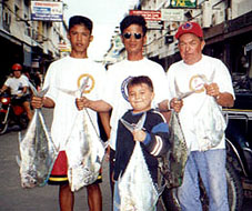 s3.jpg (31959 bytes)