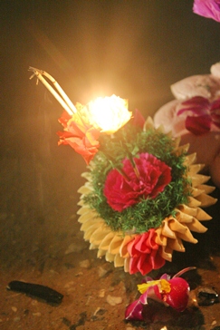 Loy Krathong Festival 2012