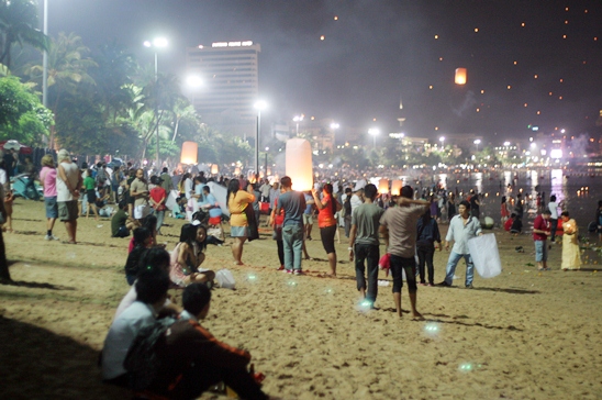 Loy Krathong Festival 2012