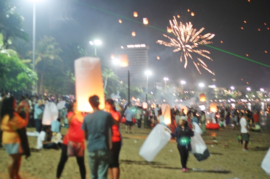 Loy Krathong Festival 2012