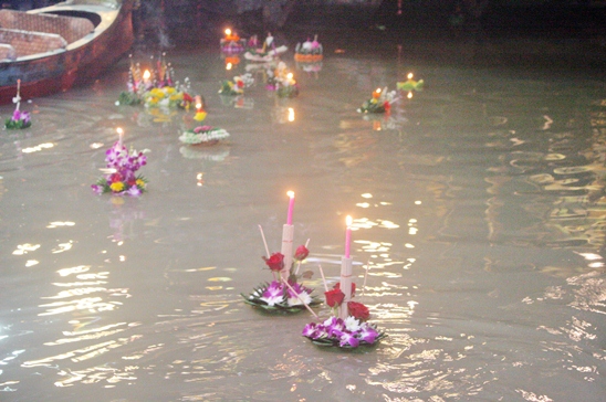 Loy Krathong Festival 2012
