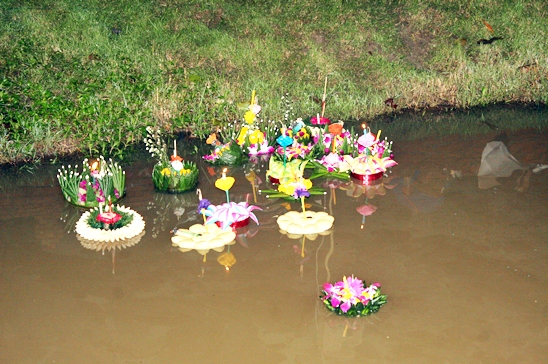 Loy Krathong Festival 2012