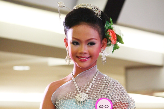 Loy Krathong Festival 2012