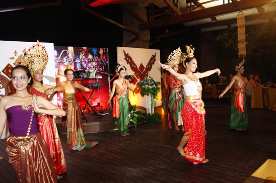 Loy Krathong Festival 2012