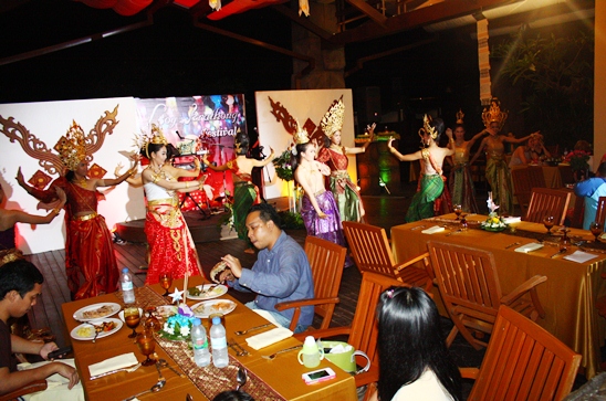 Loy Krathong Festival 2012