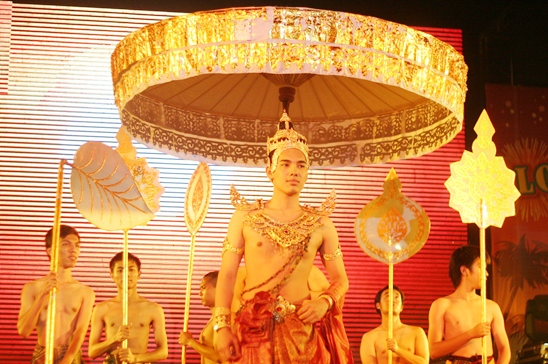 Loy Krathong Festival 2012