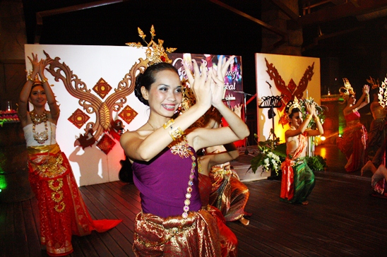 Loy Krathong Festival 2012