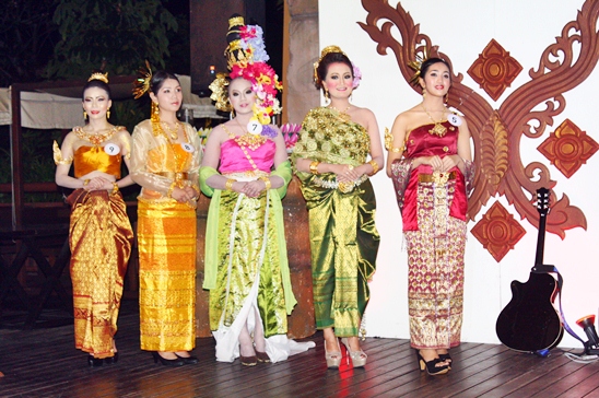 Loy Krathong Festival 2012