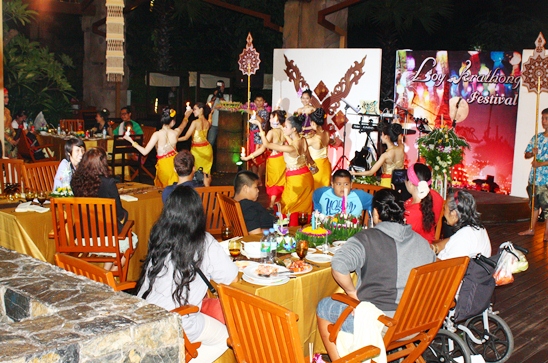 Loy Krathong Festival 2012