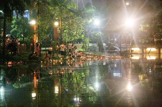 Loy Krathong Festival 2012