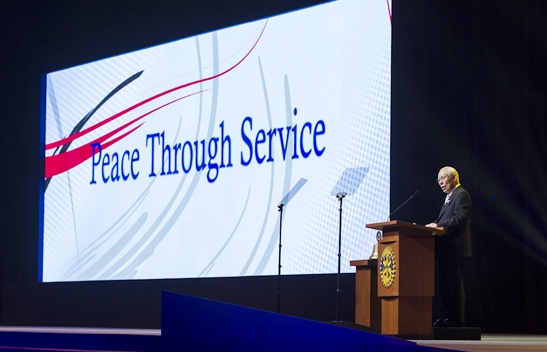 Rotary International�s �mini United Nations� brings Service above Self to Thailand