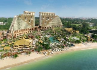 Centara Grand Mirage Beach Resort, Pattaya.