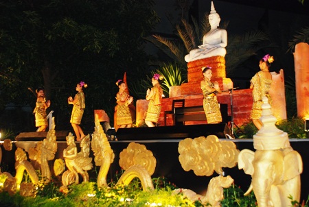 Nang Noppamas dancers perform beautifully at the Amari Orchid Resort.