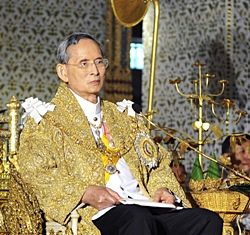 HM King Bhumibol Adulyadej delivers his annual birthday speech as part of his 83rd birthday celebration at the Amarin Winitchai Throne Hall inside the Grand Palace in Bangkok, Sunday, Dec. 5, 2010. (AP Photo courtesy Bureau of the Royal Household)