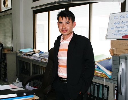 Pongtasit Pijanan, the “good-looking crime suppressor deputy district chief.” 