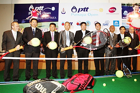 Tournament organizers and dignitaries attend a press conference held in Bangkok on Friday, Jan. 7 to announce the 2011 PTT Pattaya Open.