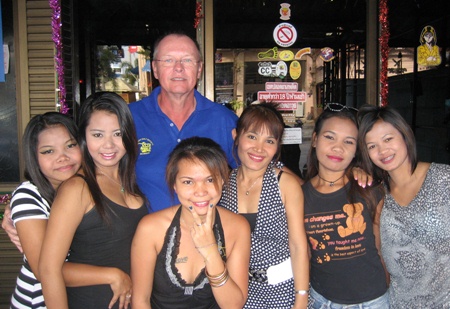 Dan M. celebrates his win with the staff at Senorita’s Bar. 