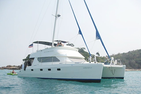 The 40ft catamaran chartered by the Pattaya Bluewater Sailing Club. 