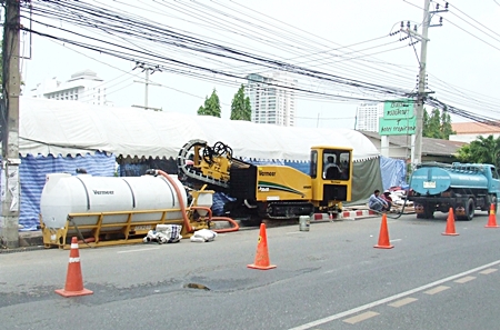 Special equipment has been brought in to dig the 3-meter-deep trench that will be used to house fiber-optic cables for CAT’s ultra-high speed Internet network.