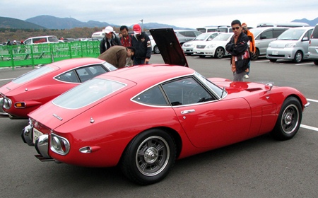 Toyota 2000GT. 