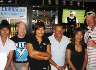 Maddox a clear winner at Pleasant Valley Friday’s top three, Scott Dobbin, Alan Pilkington and Dave Done with Fairways club house staff.