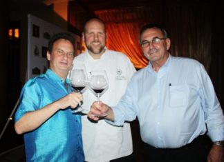 Full marks go to Jonathon Glonek, MD Bangkok Fine Wine, Spencer Kells executive chef of Sheraton Pattaya and Leigh Gilligan, winemaker from the Broken Hills Estate.