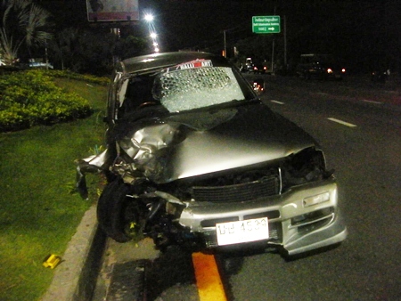 Police are looking for the driver of this vehicle for questioning in the road death of a woman motorcyclist who was driving against traffic on Sukhumvit Road last week. 