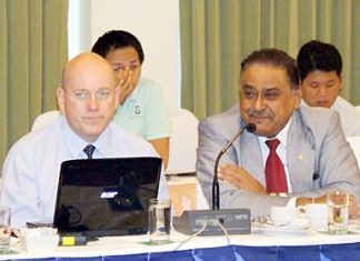 BCCT cordially invites PBTA to become ‘Partners in Progress’ BCCT Chairman Graham Macdonald (left) and Peter Malhotra, BCCT Eastern Seaboard committee member address the PBTA.